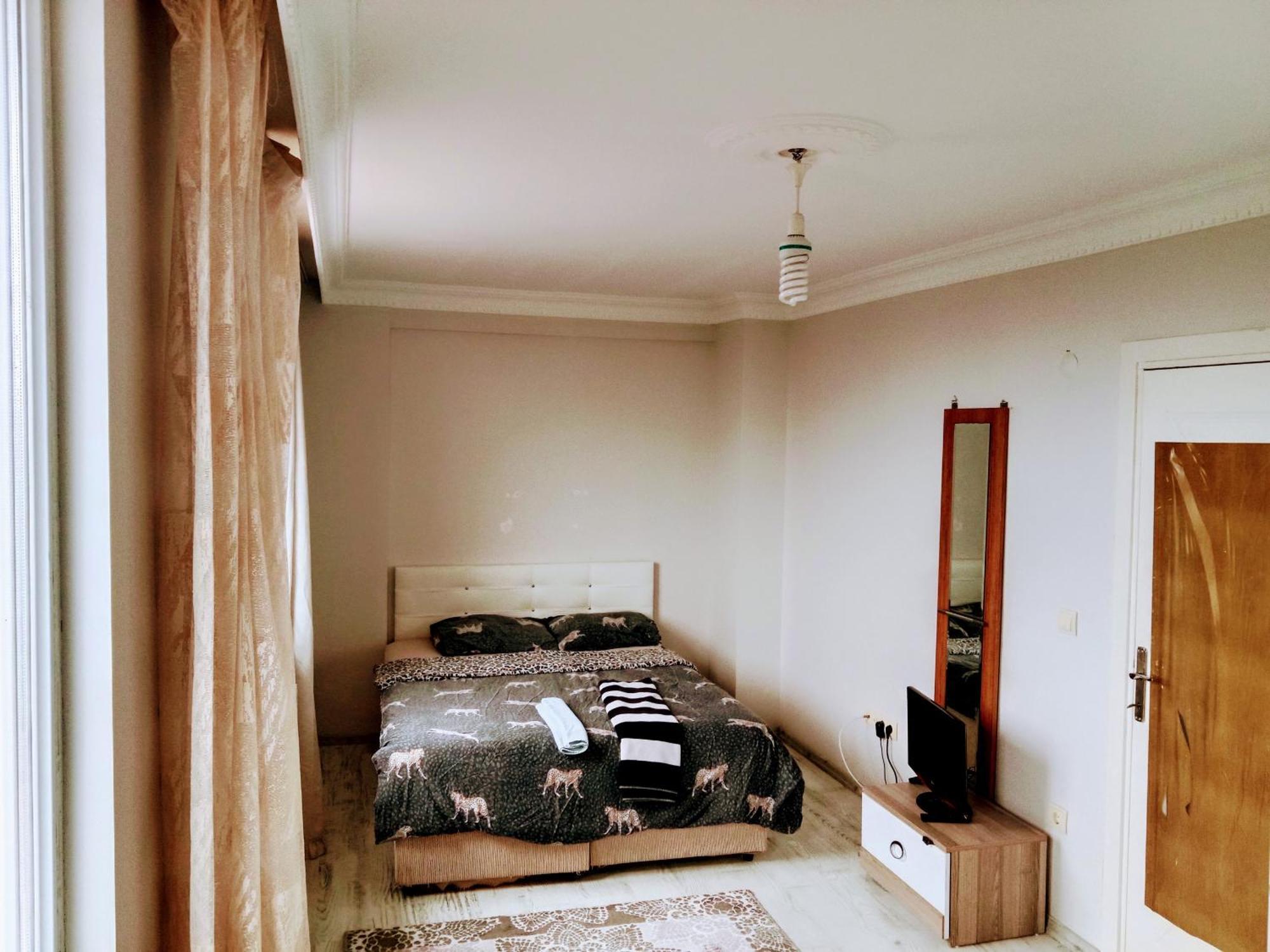 Ahmet Teacher Hotel, 5 Minutes From The Airport Arnavutkoy Exterior photo